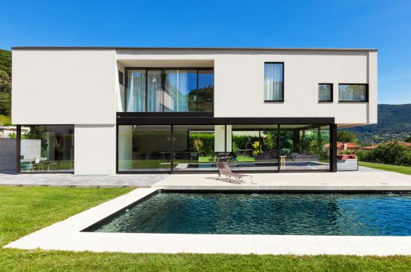 Cost of Poolside Concrete Construction in Springfield