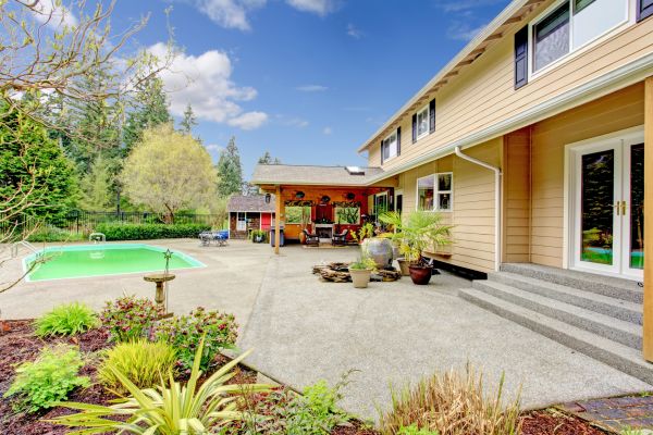 Cost of Pool Area Concreting in Springfield